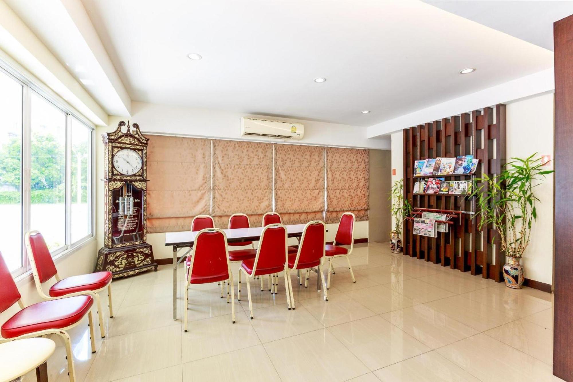 Collection O Vresotel Nonthaburi Exterior foto