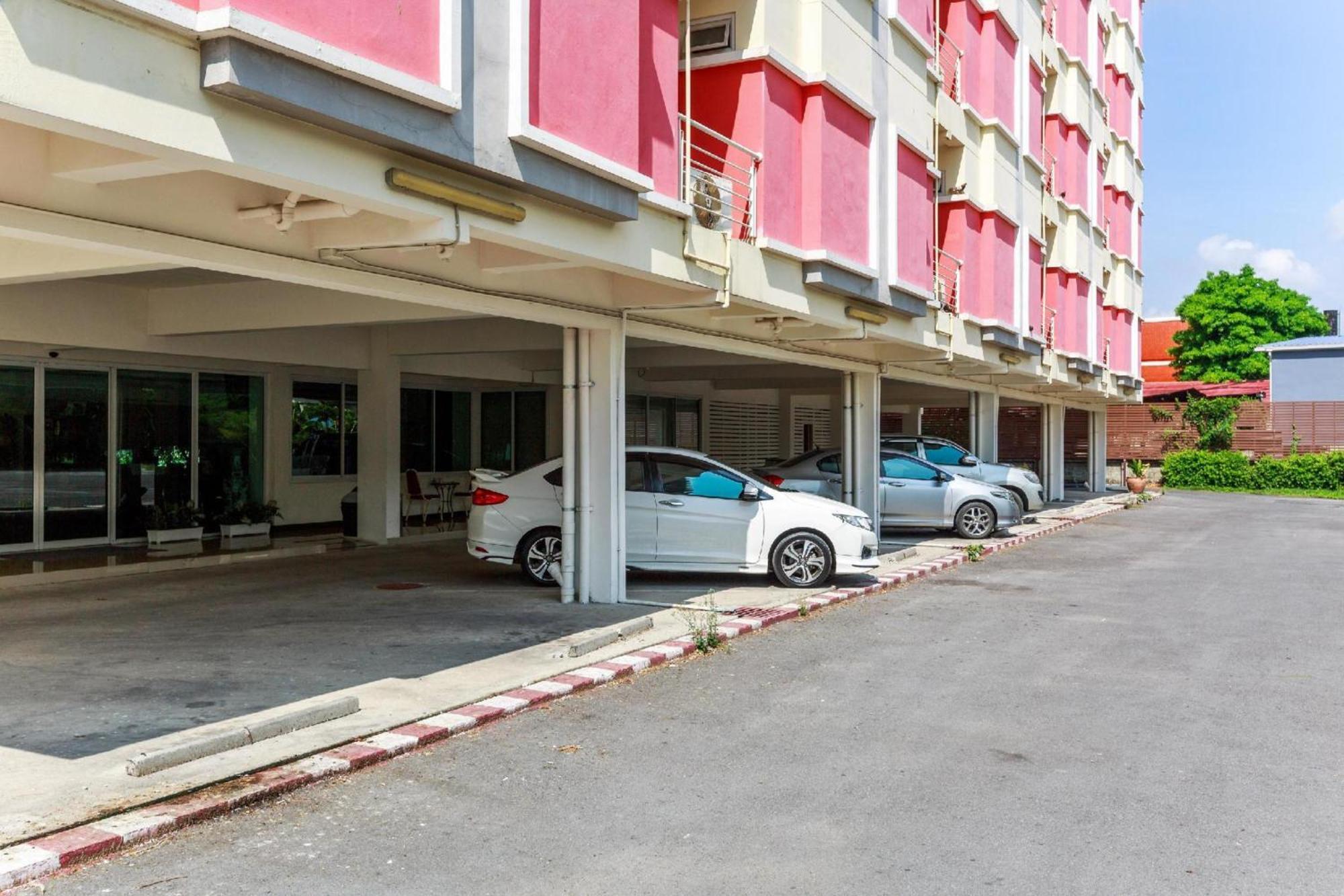 Collection O Vresotel Nonthaburi Exterior foto